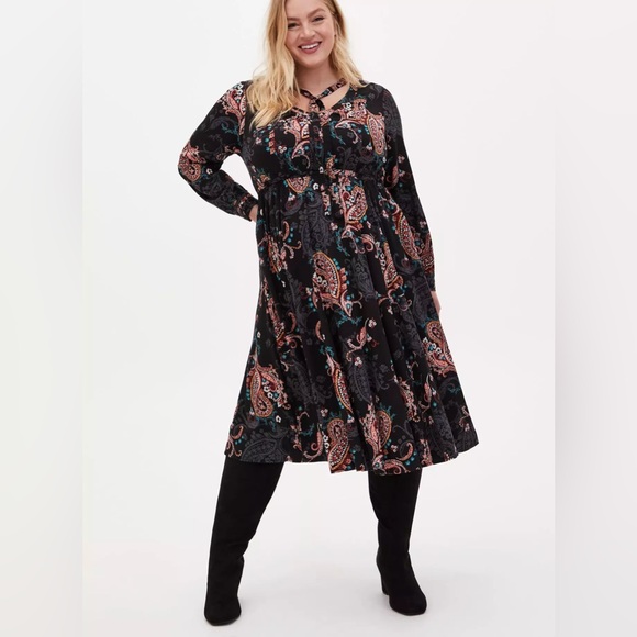 torrid Dresses & Skirts - Torrid Midi Challis long sleeve Skater Dress